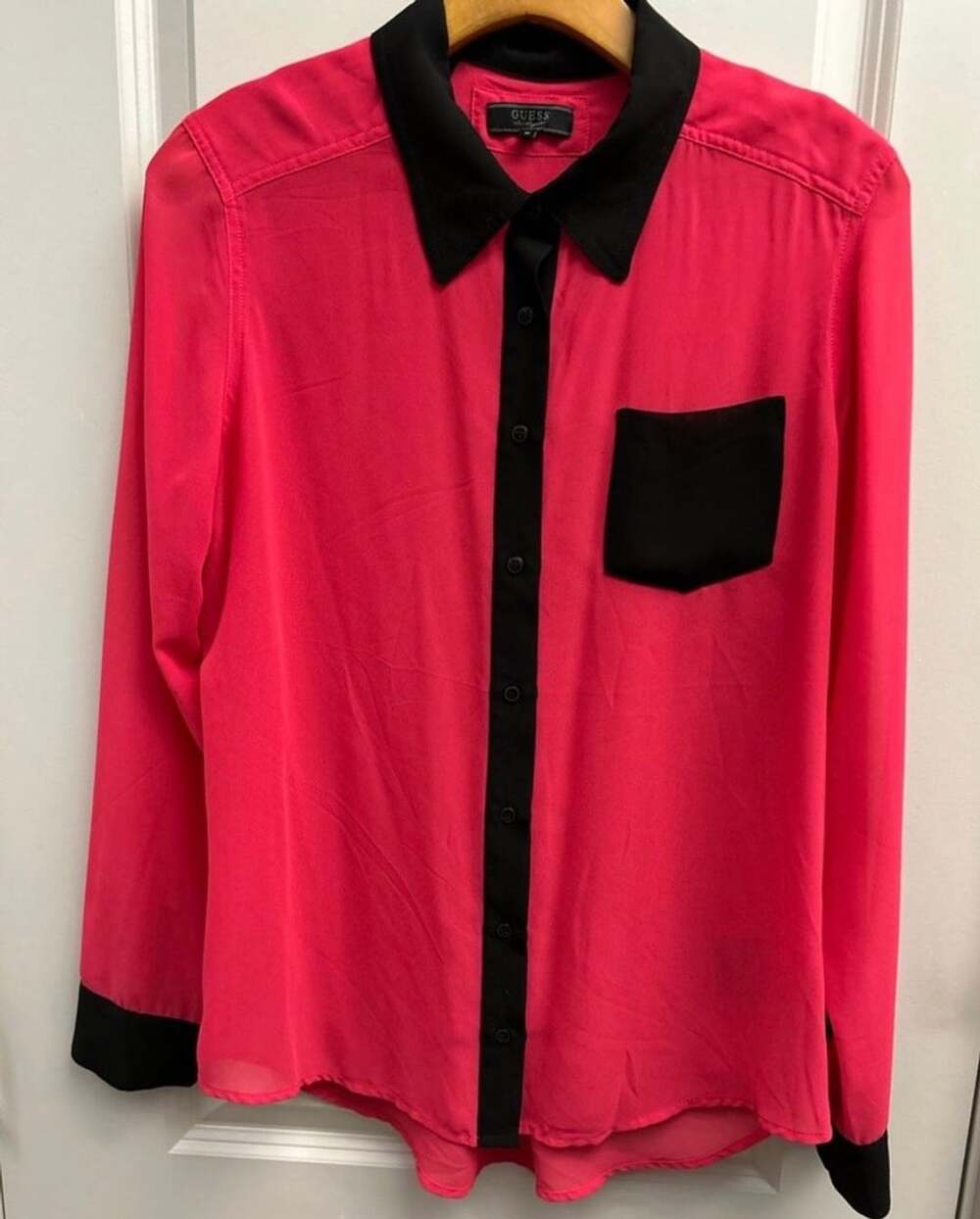 Guess Blouse Size M Pink Black Long Sleeve Button-Up Top Pocket